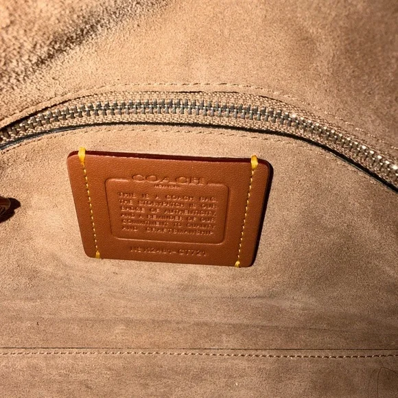 Coach Western Tabby Maple EUC - Picture 5 of 12